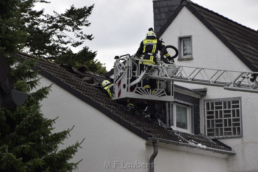 Feuer 2 Koeln Brueck Am Schildschen P32.JPG - Miklos Laubert